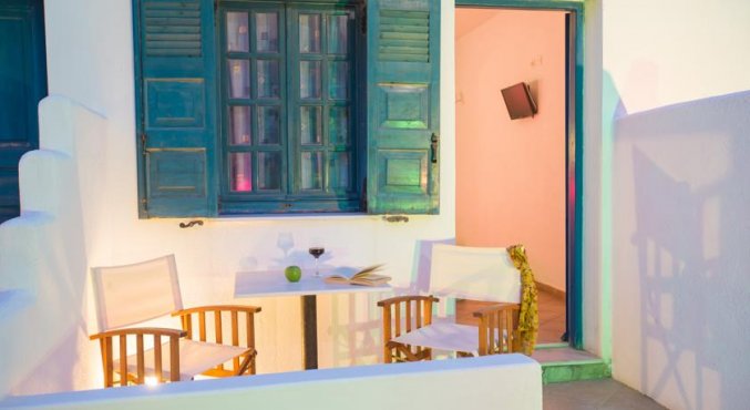 veranda van Hotel Iliada Santorini