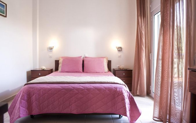 Tweepersoonskamer met 1 bed van Hotel Stratos op Chalkidiki