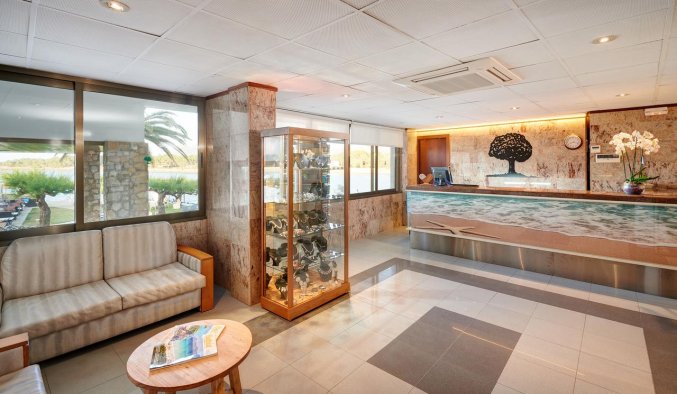 Lobby en receptie van Hotel Moré op Mallorca