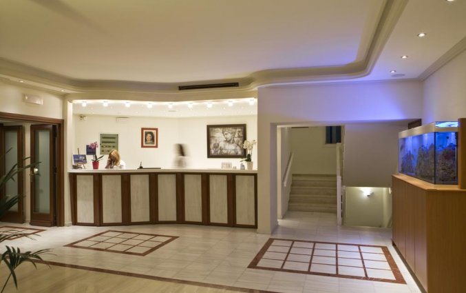 Lobby van Hotel Yiannaki