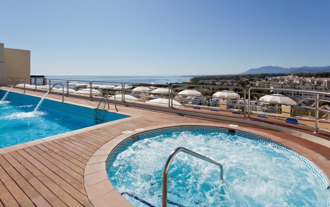Jacuzzi van Hotel Senator Marbella Spa in Marbella aan de Costa del Sol