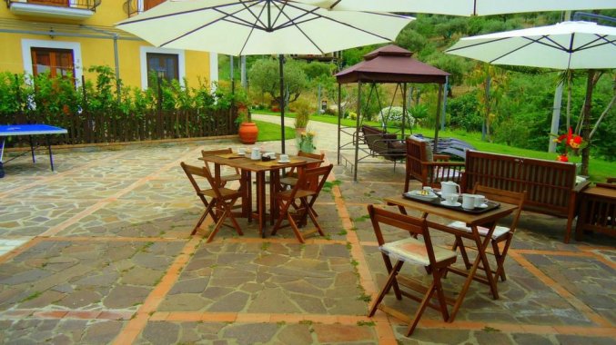 terras studio that's amore cilento country house in Amalfi