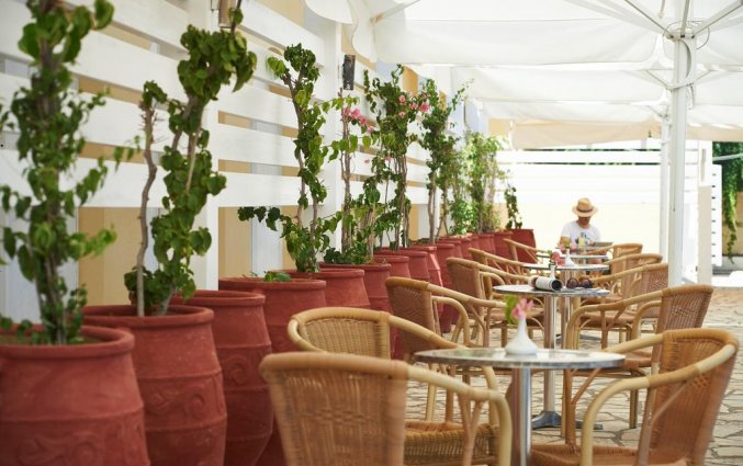 Zitgedeelte van Hotel Primasol Louis Ionian Sun in Corfu