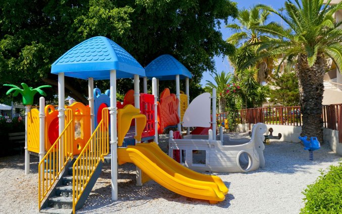 Speeltoestel voor kinderen van Resort Complex Sun Beach op Rhodos
