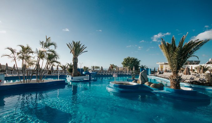 Buitenzwembad van Hotel Puerto Azul op Gran Canaria