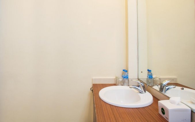 Badkamer van een tweepersoonskamer van Hotel Spazzio op Bali