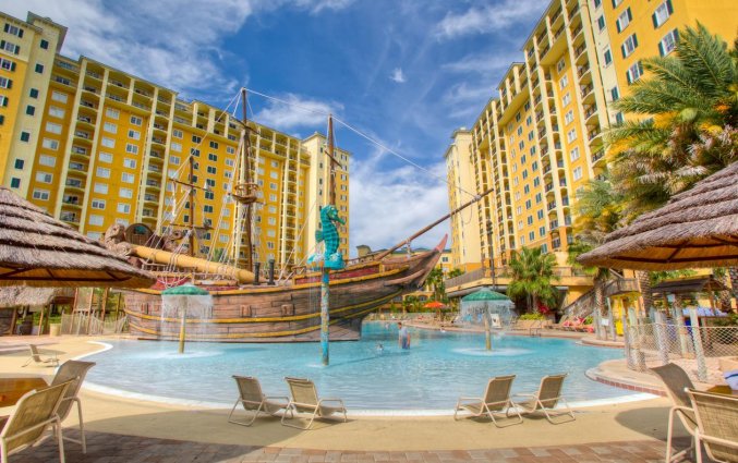 Zijaanzicht van Resort Lake Buena Vista Village in Orlando