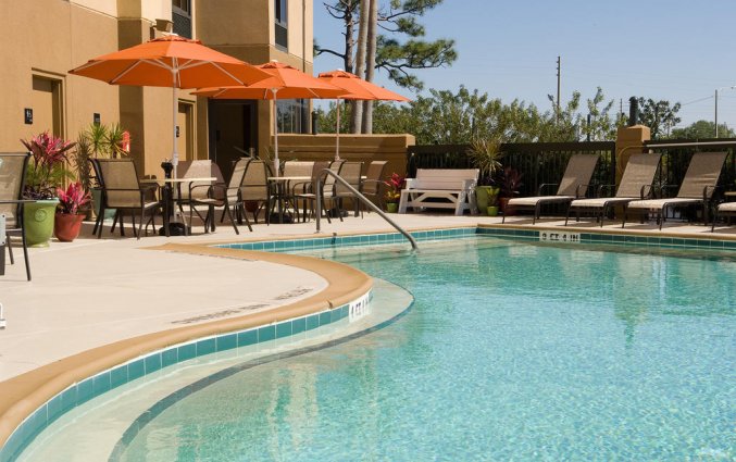 Buitenzwembad van Hotel Hampton Inn Orlando Near Universal Blv in Orlando