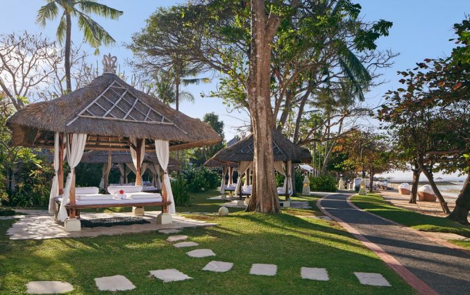 Tuin van resort The Westin Nusa Dua in Bali