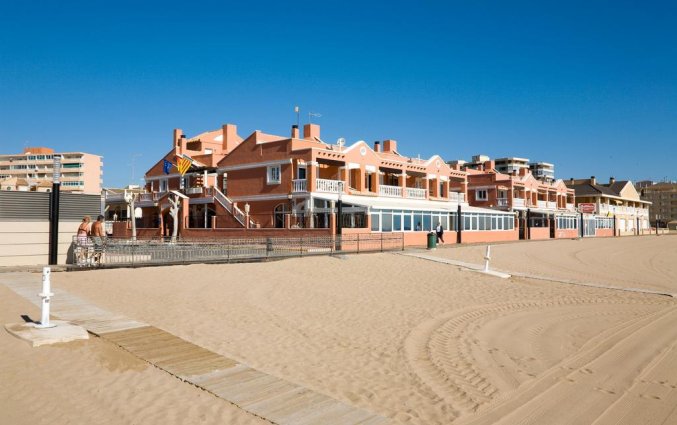 Hotel Lloyds Beach Club in Alicante