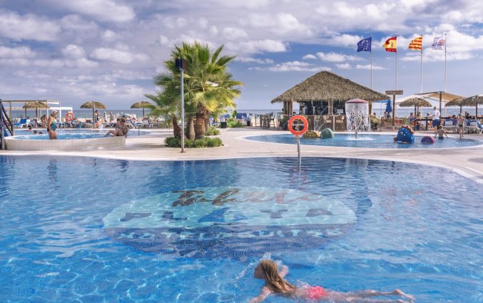 Zwembad van Hotel Tahiti Playa in de Costa Brava