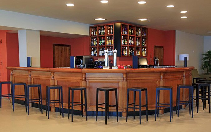 Bar van Hotel Labranda Riviera Premium Resort Spa op Malta
