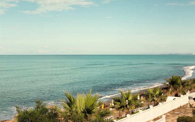 Privéstrand van Hotel Flora Garden Beach in Side