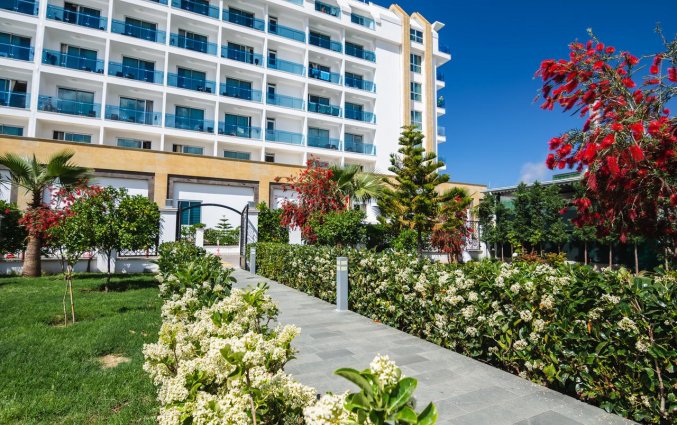 Tuin van Resort The Lumos Deluxe & Spa in Alanya