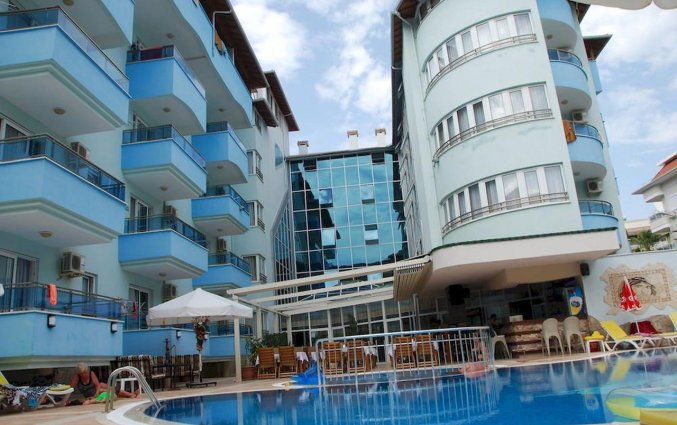 Zwembad van Hotel Artemis Princess in Alanya