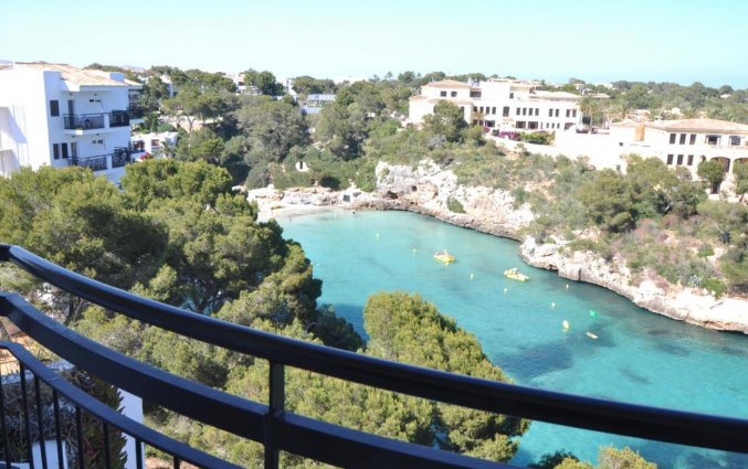 Uitzicht op de baai vanaf Hotel Cala Ferrera Mallorca