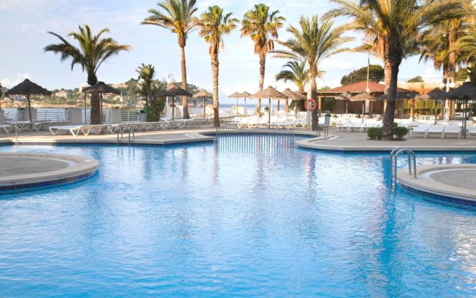 Zwembad van TRH Jardin del Mar Mallorca