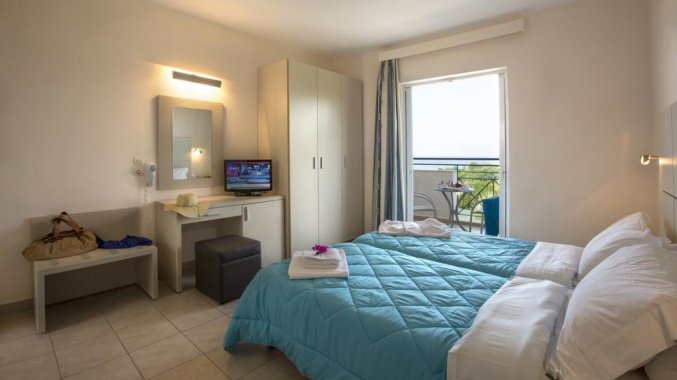 Tweepersoonskamer van Resort Mareblue Beach op Corfu