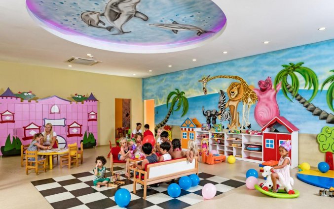 Kidsclub Miracle Resort