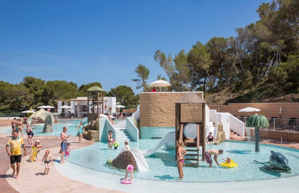 Kinderzwembad van hotel Cala dOr Gardens in Mallorca