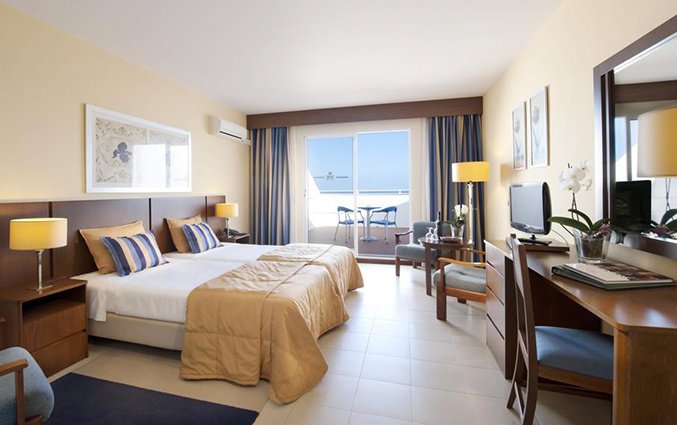 Tweepersoonskamer van Hotel Roca Mar op Madeira