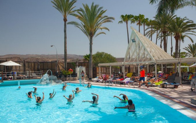 Arobics in het zwembad van Hotel Abora Continental by Lopesan op Gran Canaria