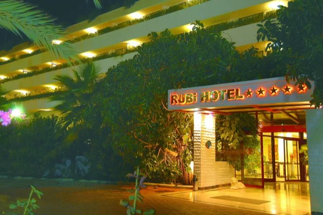 Rubi Hotel