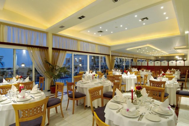 Restaurant van Aparthotel Selini Suites Kreta