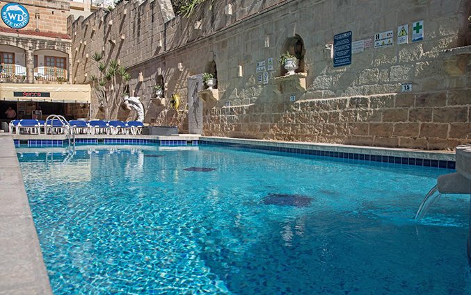 Zwembad White Dolphin Holiday Complex op Malta
