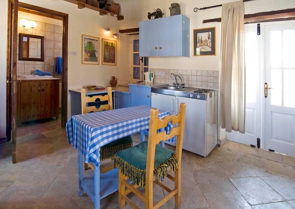 Keuken van Appartementen Cyprus Village