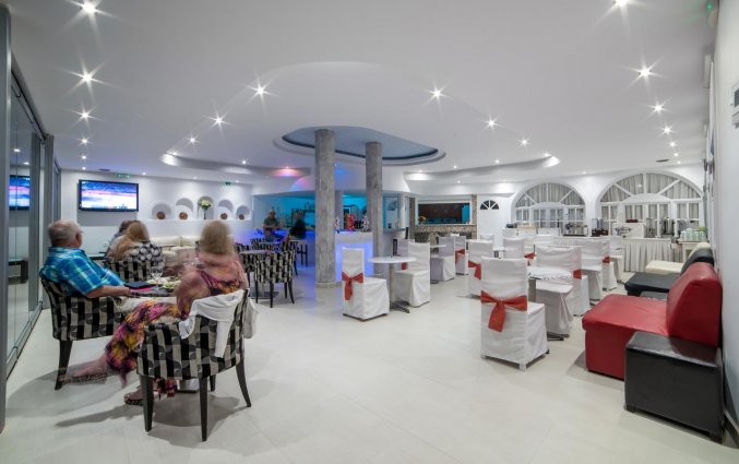 Restaurant van Hotel Villa Olympia op Santorini