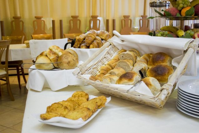Ontbijtbuffet van Hotel Spongiola in Dalmatië